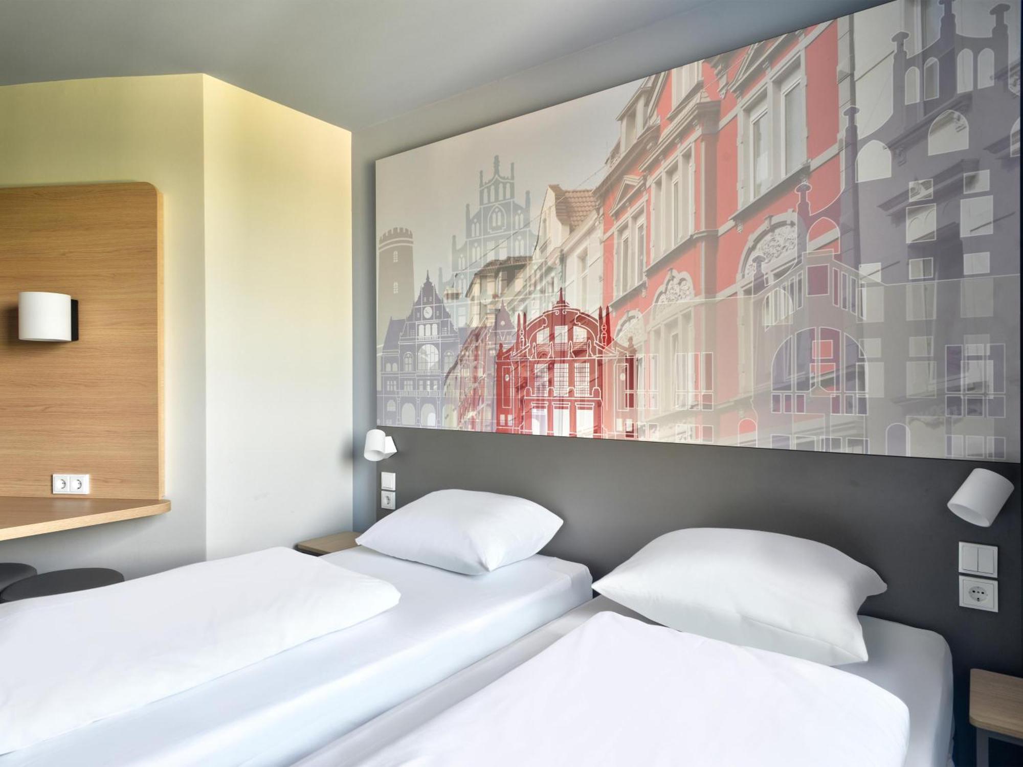 B&B Hotel Bielefeld-City Экстерьер фото